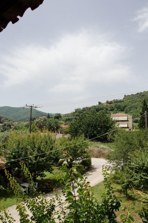 Ioannis Avrades Apartments Agiakampos  Exterior foto
