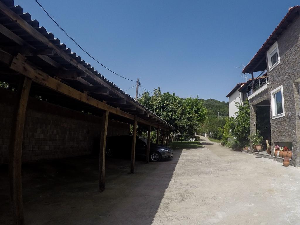 Ioannis Avrades Apartments Agiakampos  Exterior foto